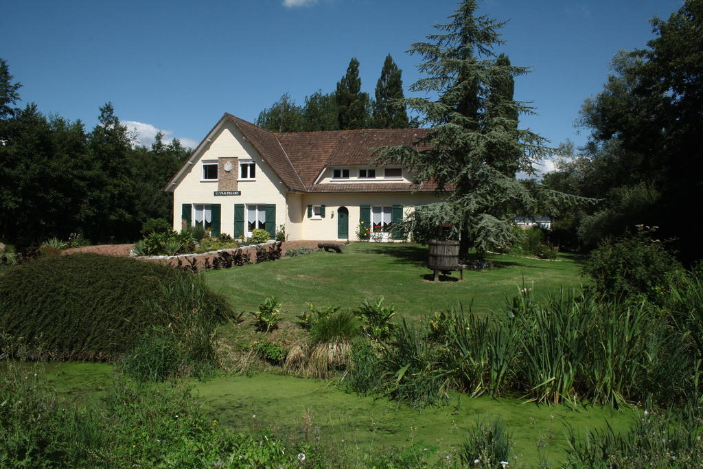 Le Vrai Paradis Bed and Breakfast Estréboeuf Exteriör bild